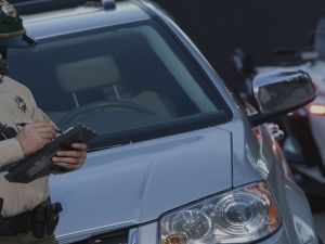 内华达州通过新交通罚单法 10月1日生效