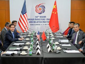 卢比欧 王毅 吉隆坡举行双边会谈