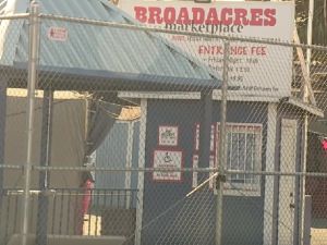Broadacres 商贩称市场预计8/1重开