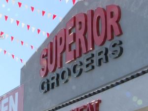 Superior Grocers新门市 西裔称很平价