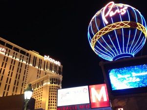 维加斯旅游业持续下滑 价格高昂游客锐减 