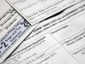 雇主2025纳税年未提交员工小费资讯 免罚