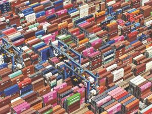 美国8月贸易赤字 大减近24％