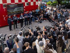 香港宏福苑大火增至128死 約有200人下落不明