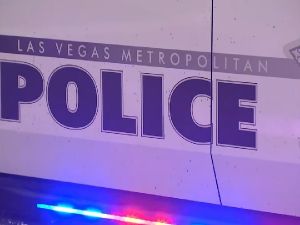 跨年夜交通大执法 警方开出805张罚单