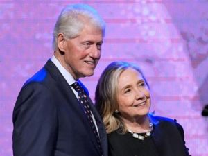 拒绝出席艾普斯坦案 国会表决起诉柯林顿夫妇