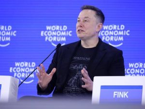 马斯克重返美国政坛 重金押注2026期中选举