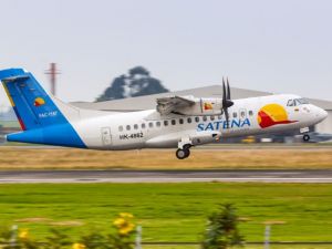 哥倫比亞飛機墜毀 機上15人全罹難包括政要