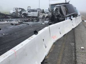 濃霧釀禍！加州99號公路59車連環撞10人送醫幸無死亡