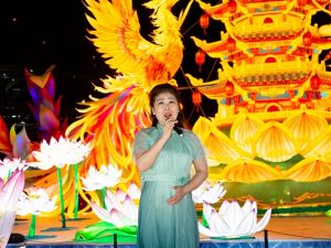 GlowFest世界華人春晚暨關愛自閉症專場溫馨舉行