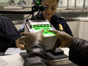 美DHS：“庇护城市”机场 或将暂停国际旅客入境
