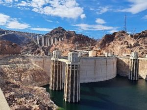 米德湖水位告急 水力发电恐腰斩