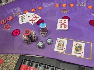 哈拉斯赌场皇家同花顺 赢27万大奖